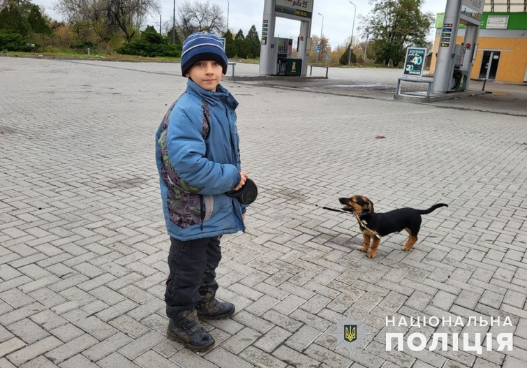 У Бахмуті з-під обстрілів врятували хлопчика, батьків якого вбив російський снаряд