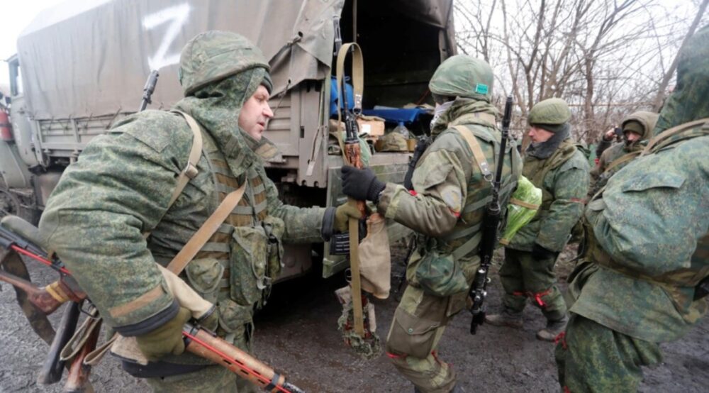 Росіяни примусово мобілізували три тисячі мешканців Мелітополя