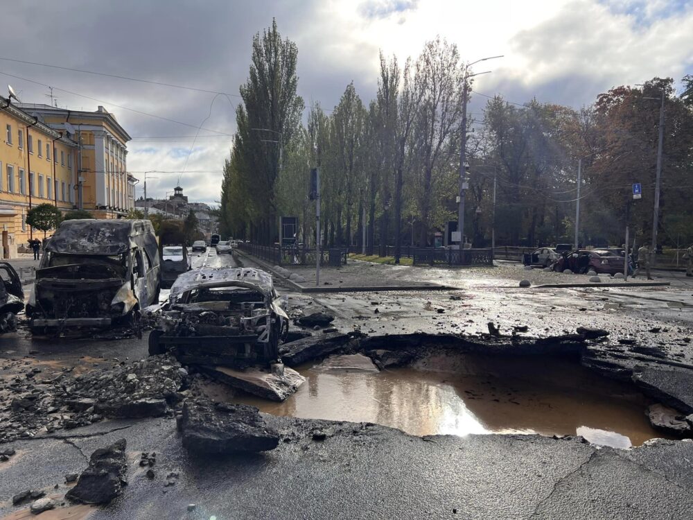 Вранці Росія випустила по Україні 75 ракет – Залужний