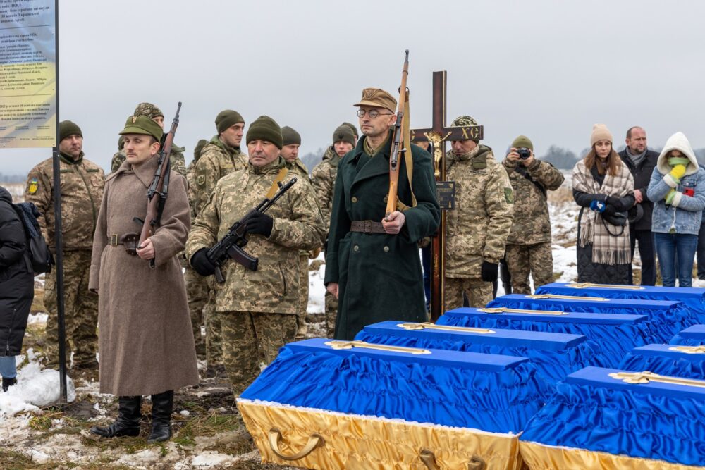 На Тернопільщині перепоховали 10 вояків УПА