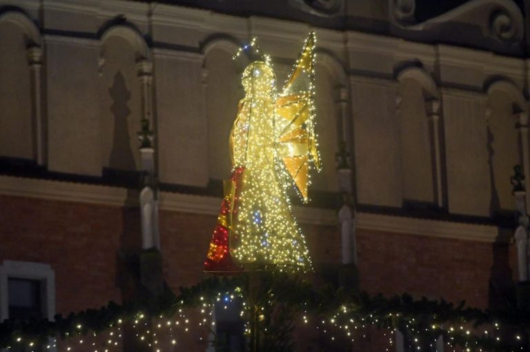 Краків 12 днів поспіль вимикатиме світло на знак солідарності з Україною