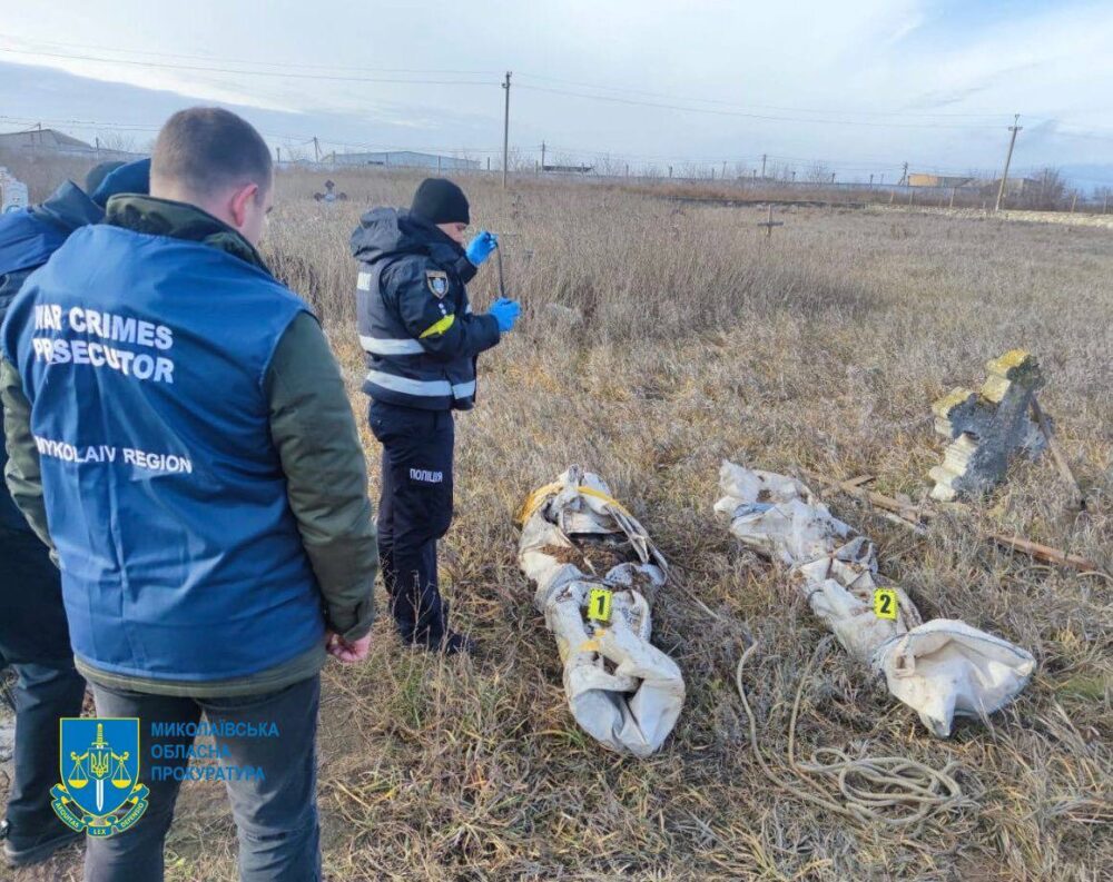 На деокупованій Миколаївщині виявили тіла трьох мирних жителів зі слідами тортур