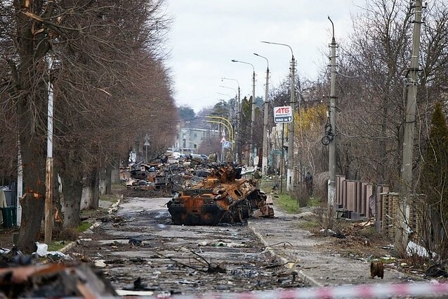 У полон здалися 10 окупантів, які мародерили та вбивали у Бучі та Ірпені