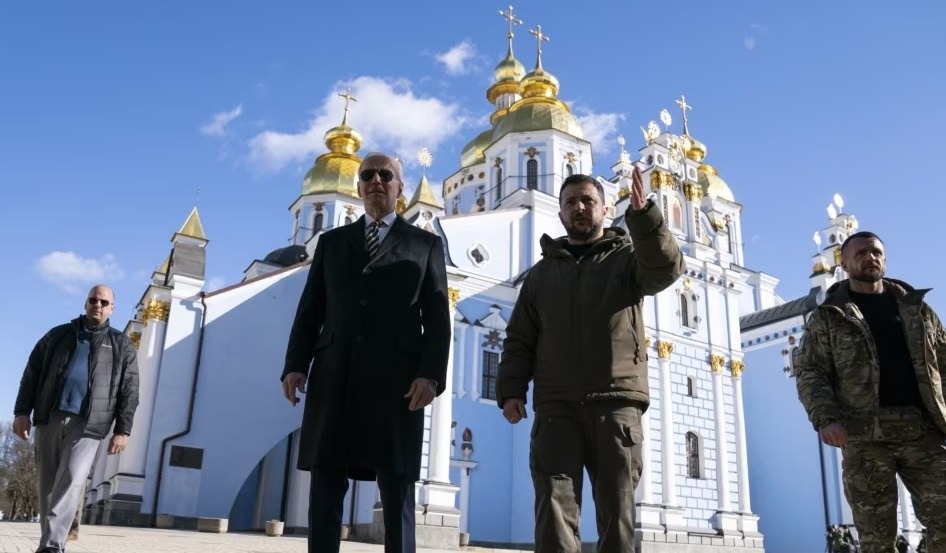 Про візит Байдена, “мирний” план Китаю і пресконференцію президента Зеленського