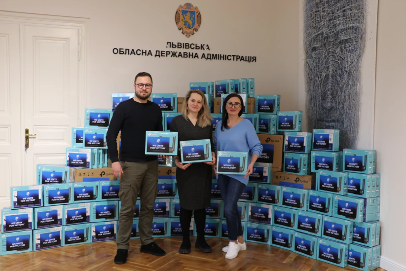 Ще майже 150 шкіл та садочків Львова забезпечать інтернетом в укриттях