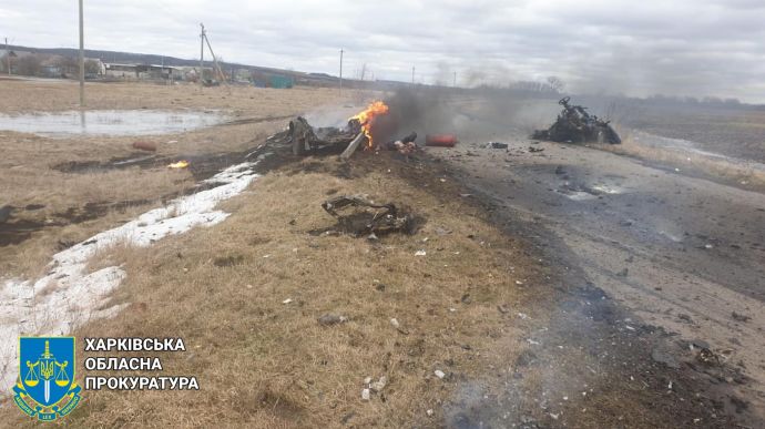 На Харківщині російський снаряд влучив у цивільне авто, загинуло подружжя