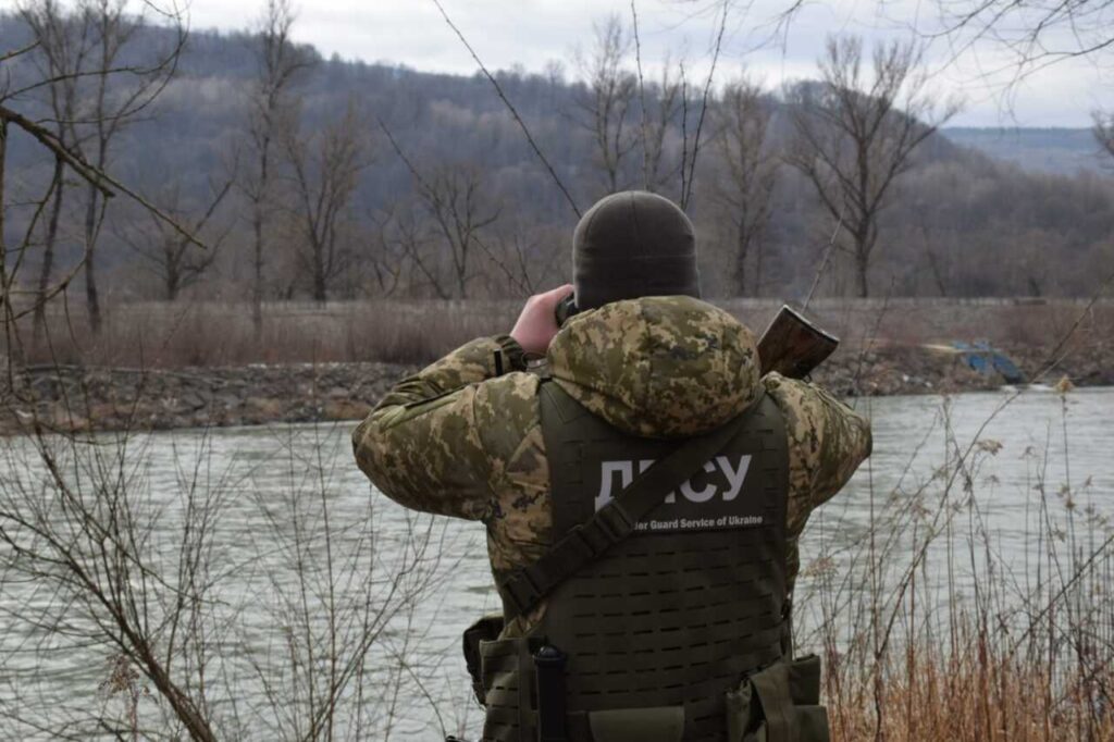 Священник УПЦ МП на Буковині переправляв ухилянтів через держкордон