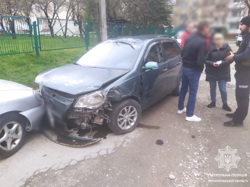 У Тернополі водій, з перевищеною у майже 19 разів нормою алкоголю в крові, розтрощив 5 авто