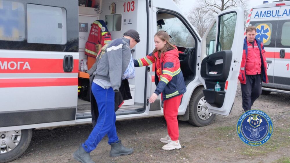 З полону звільнили ще 12 українців