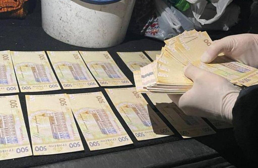 На Львівщині судитимуть директора держпідприємства, який вимагав 1 млн ...