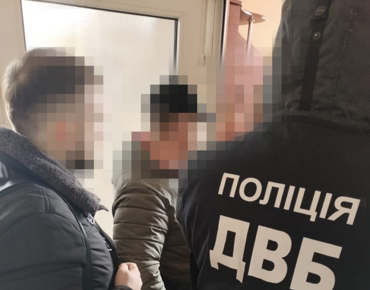 У Франківську судитимуть експоліцейського, який переправляв ухилянтів за кордон