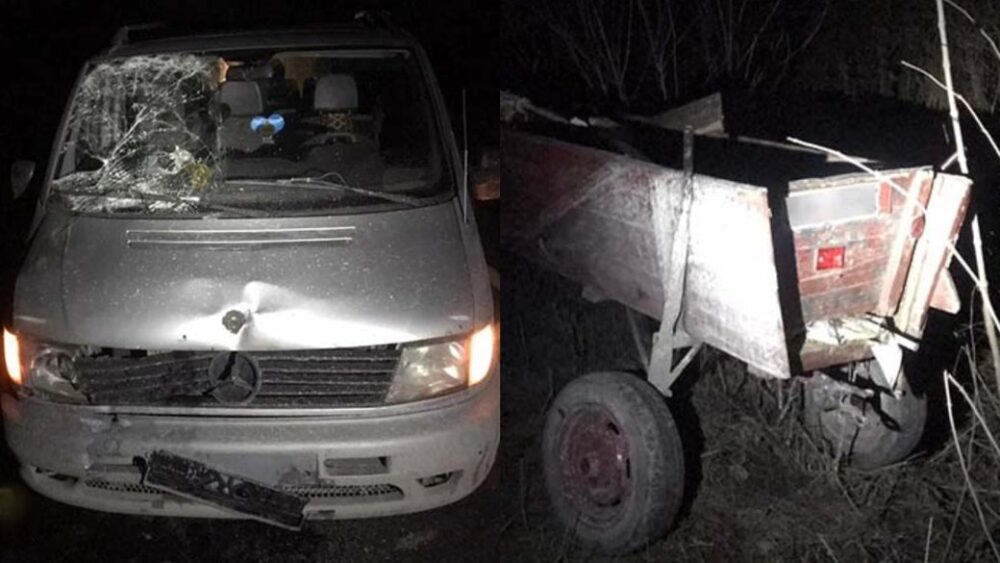 На Тернопільщині автівка в’їхала у віз з колядниками