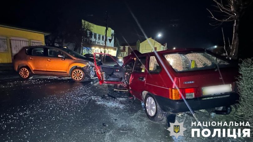 Внаслідок ДТП на Львівщині постраждали двоє водіїв