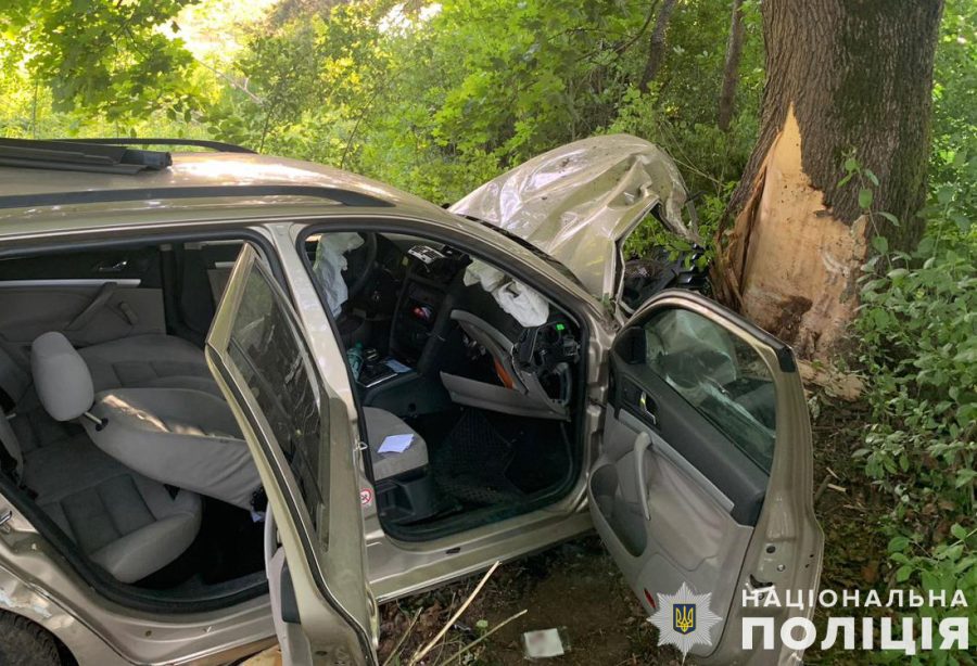 На Львівщині легковик зіткнувся з вантажівкою