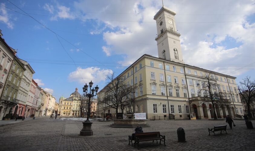 На повернення кредиту трирічної давнини Львівська міськрада витратили понад 50 млн грн