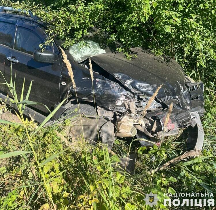 Двоє водіїв потрапили до лікарні внаслідок ДТП на Львівщині