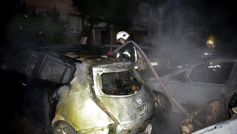 У Львові судили чоловіків, які підпалили 4 автівки