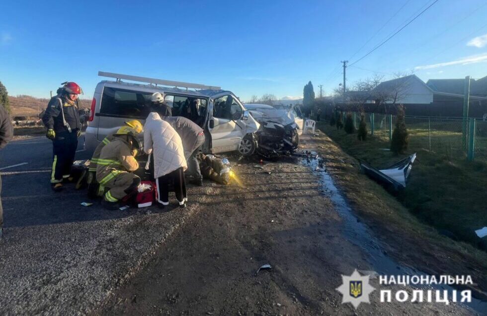 Водійка зі Львівщини спричинила аварію з 13 постраждалими