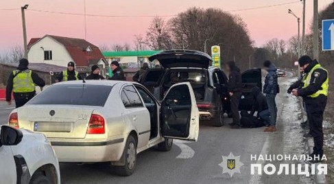 Поліція затримала 27-річного жителя Львівщини, який хотів переправити ухилянта за кордон