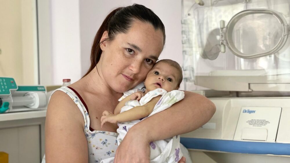 Львівські хірурги сформували немовляті жовчовивідні шляхи за допомогою робота “Da Vincі”