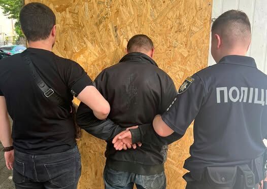 Поліція затримала у Львові 35-річного торговця боєприпасами