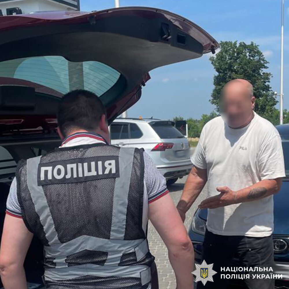 На Львівщині затримали 70-річного переправника ухилянтів до Молдови