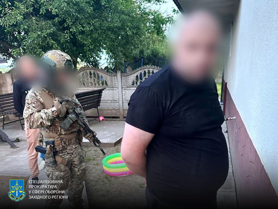 На Львівщині затримали чоловіка, який хотів підкупити медиків для оформлення фальшивих довідок про інвалідність