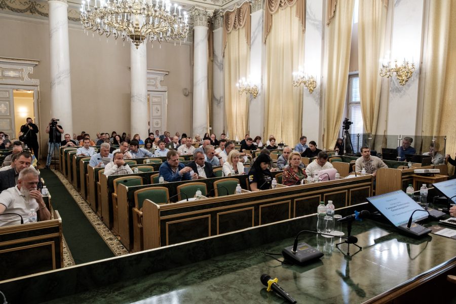 Сесія Львівської облради завершилася без розгляду жодного з 58 питань порядку денного