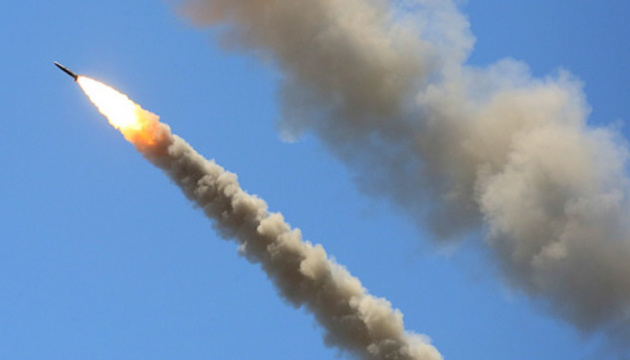 Внаслідок нічної атаки пошкоджений промисловий обʼєкт на Львівщині