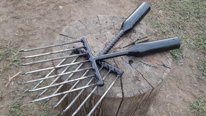 На Львівщині судили чоловіка, який ловив рибу вилами під час нересту