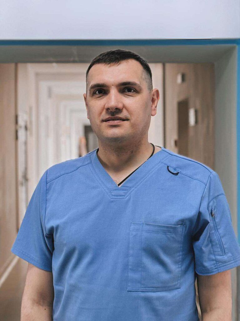 Відомий львівський кардіолог розповів як людям зі серцево-судинними захворюваннями безпечно провести літо