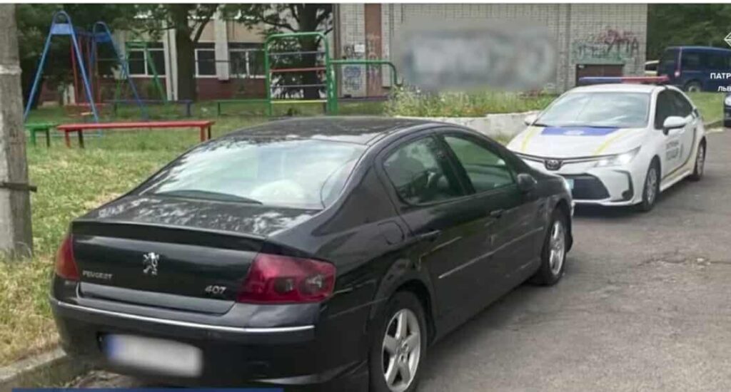 У Львові затримали водія, який напідпитку скоїв дві аварії та втік