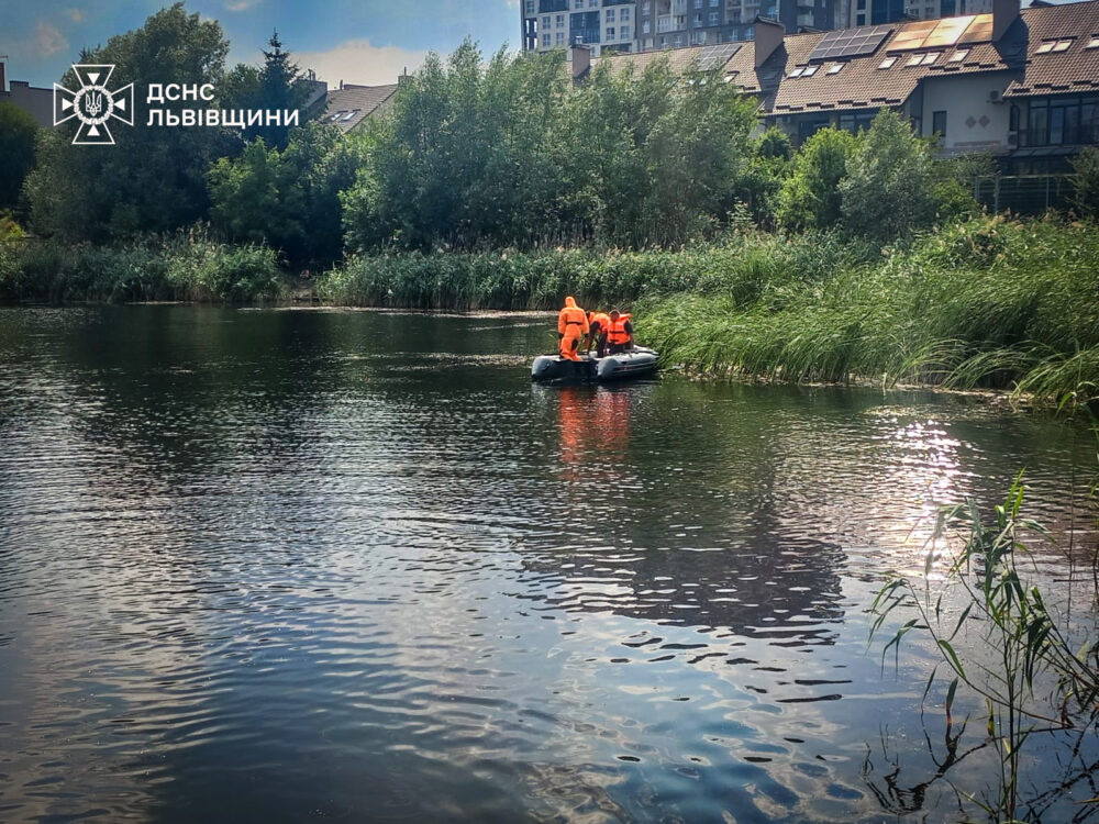 В озері у Львові потонув 17-річний хлопець.