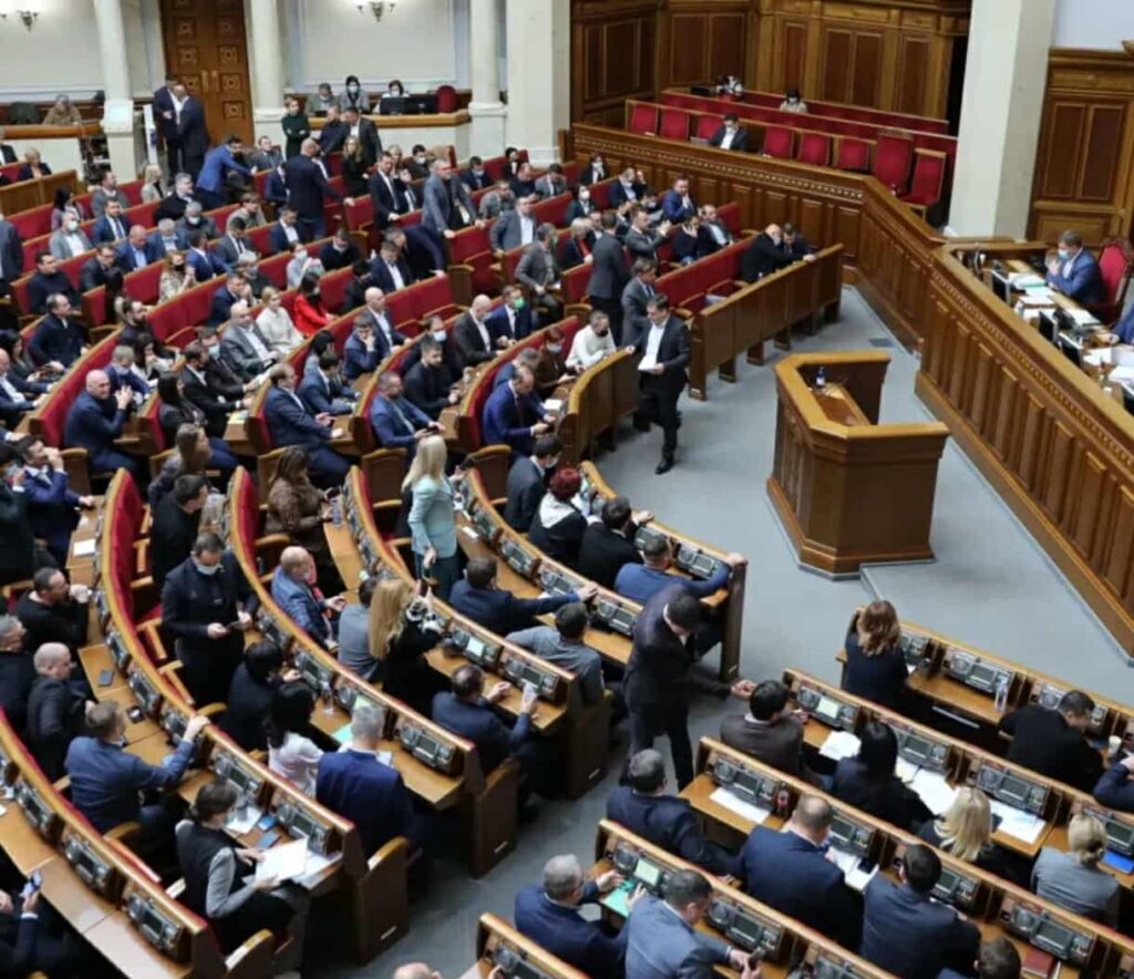 Як голосували нардепи зі Львівщини за ліквідацію незалежності НАБУ та САП