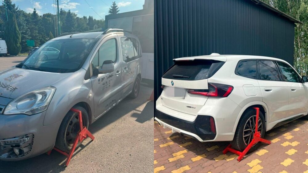 У пунктах пропуску на Львівщині виявили два автомобілі, які були у розшуку
