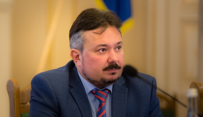 “Недоброчесною конкуренцією займається”: Андрій Білоус про “наїзди” Садового на обласні лікарні та звинувачення облради у бандитизмі