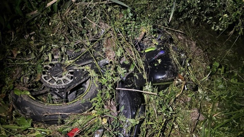 На Львівщині мотоцикліст збив на смерть пішохода і загинув сам