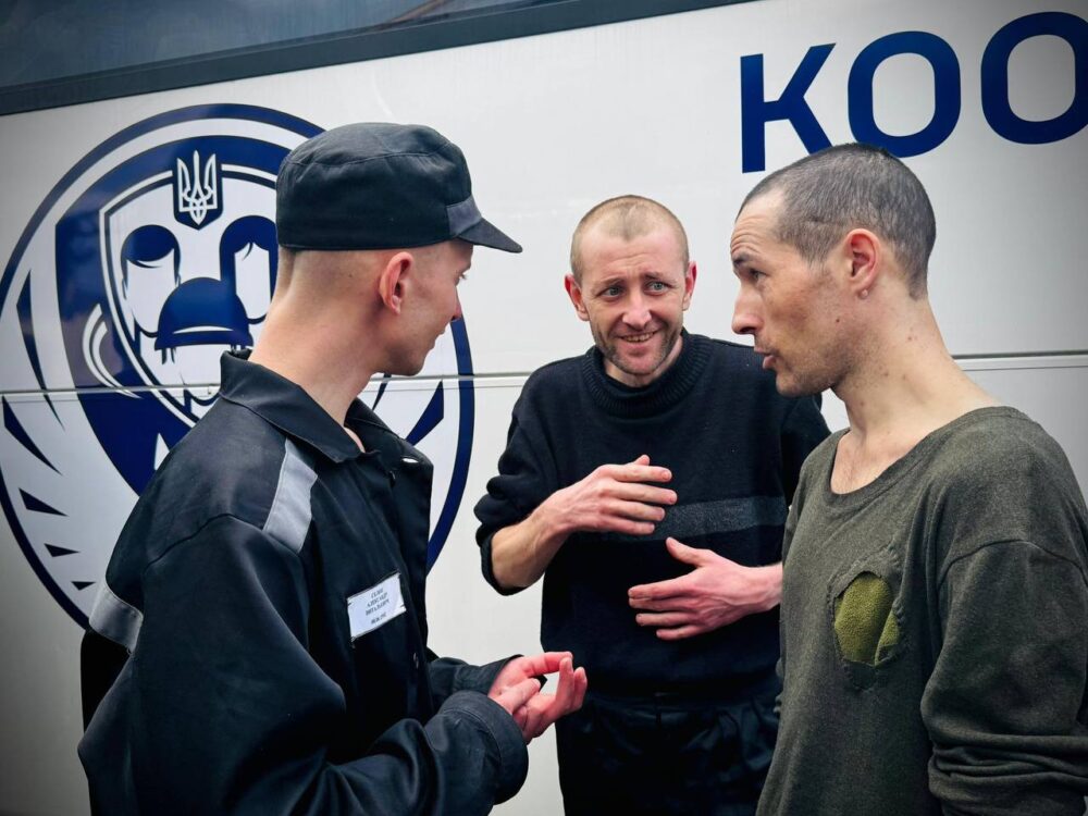 З російського полону повернулися ще троє військових зі Львівщини