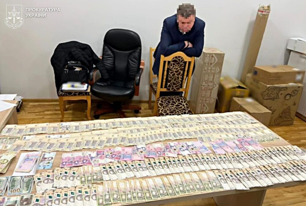 На Львівщині депутатів та підприємицю судитимуть за заволодіння бюджетних грошей