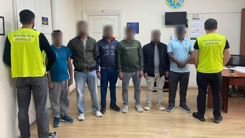 У Львові затримали шістьох нелегалів