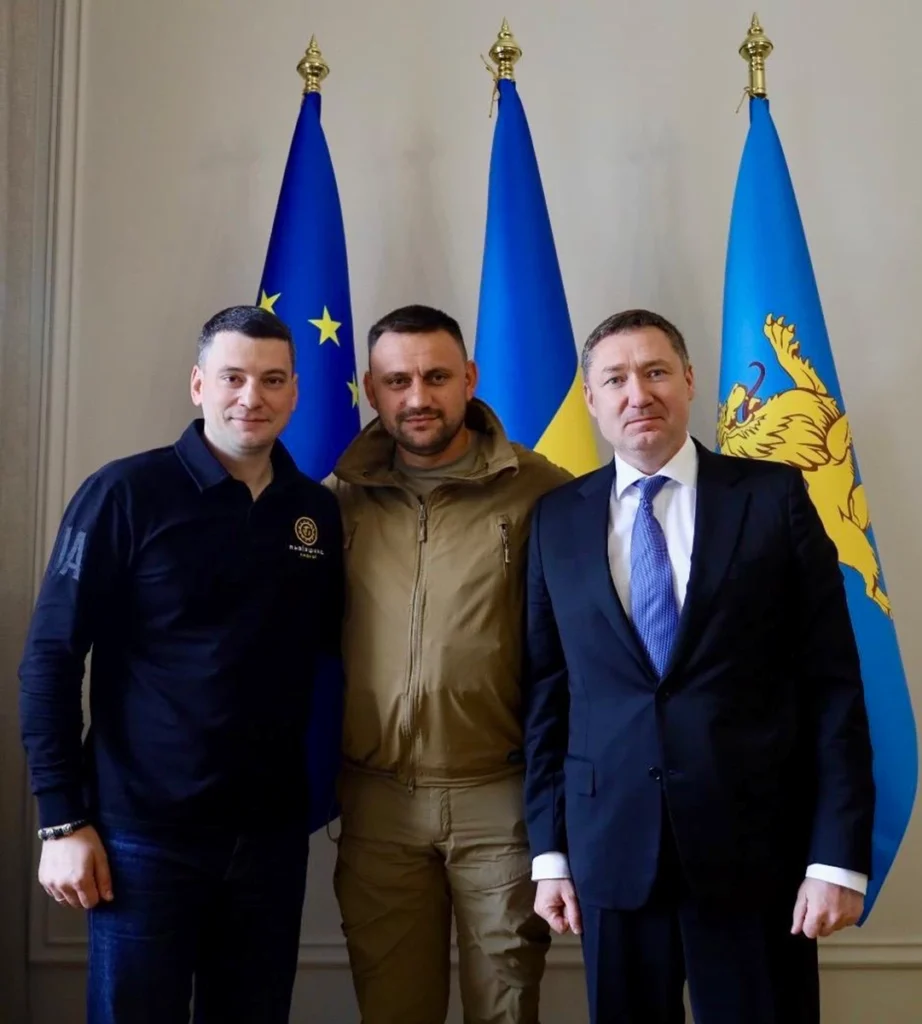 «Машини, які»: Львівські бригади та полки отримали 28 багі та квадроциклів на 24 млн грн