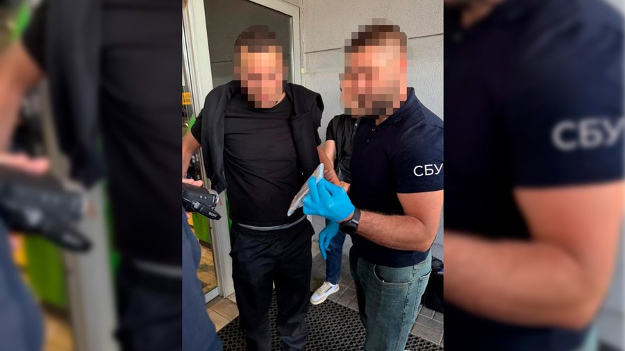 На Львівщині засудили чоловіка, який за 8 тисяч доларів переправляв ухилянтів за кордон