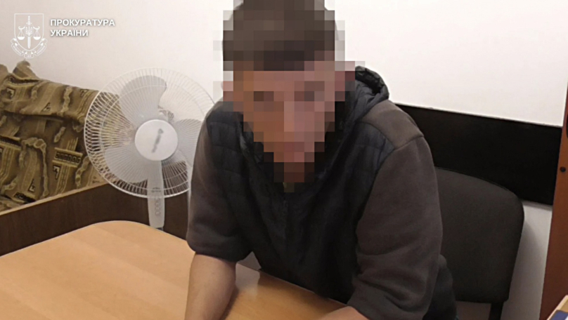 На Львівщині чоловік проведе 10 років за ґратами за зґвалтування малолітньої сестри