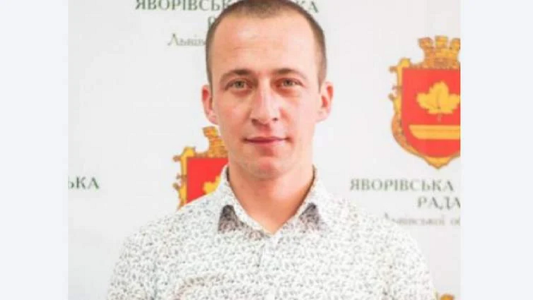 Скандальний держреєстратор Савостін повторно зареєстрував право оренди на ділянку з озером в Брюховичах
