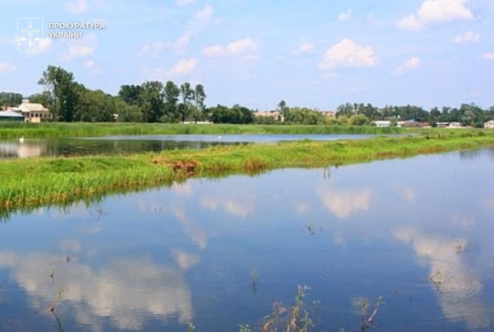 Громаді Львівщини повернули земельну ділянку з озером вартістю близько 3 млн гривень