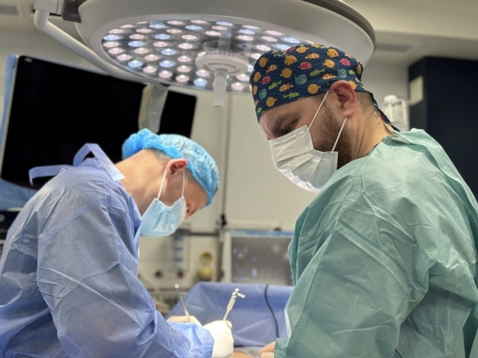 Львівські хірурги виконали складну операцію та запобігли розвитку сепсису в 80-річної пацієнтки