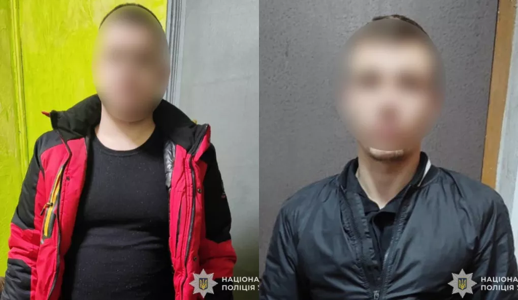 На Львівщині двоє чоловіків з сокирою та ножем напали на подружжя у власному будинку