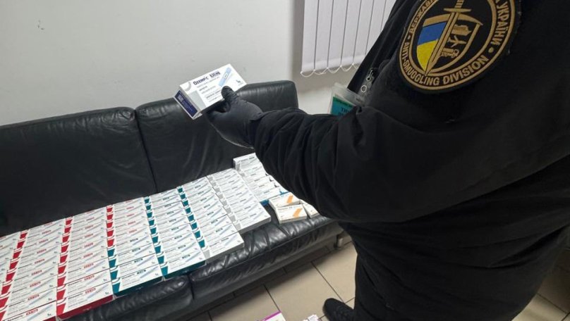 На Львівщині митники викрили контрабанду антидепресантів та препаратів для схуднення на 850 тисяч гривень