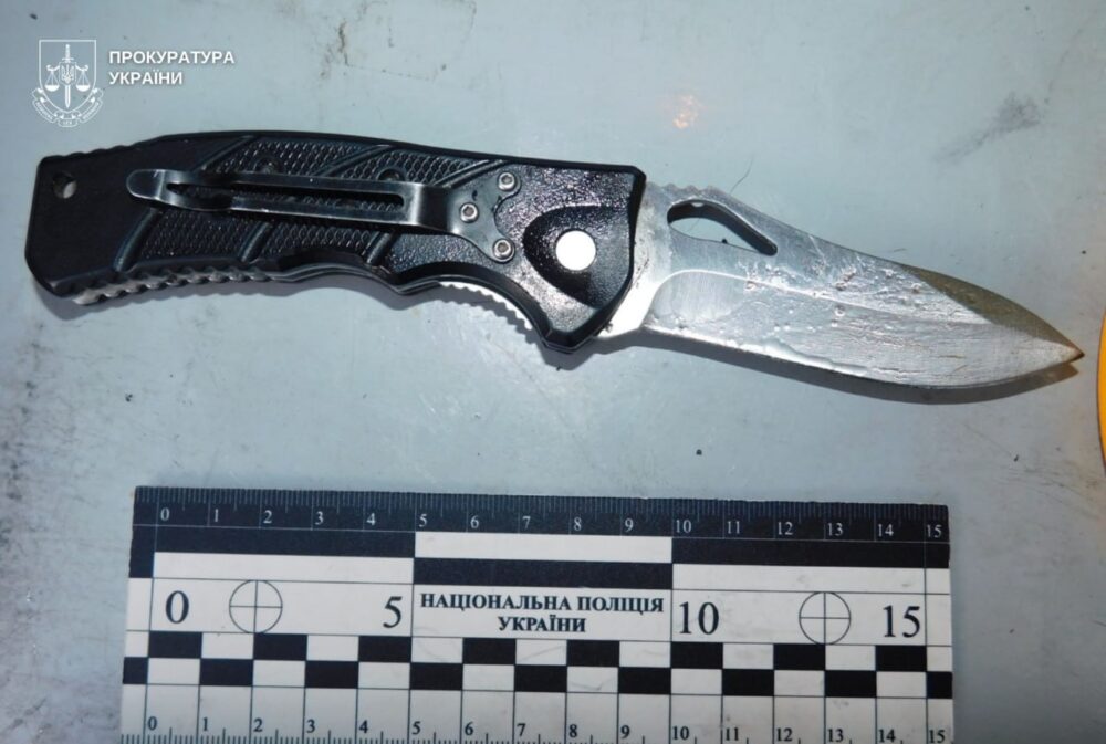 У Львові чоловік заступився за жінку та отримав ножове поранення, він в лікарні