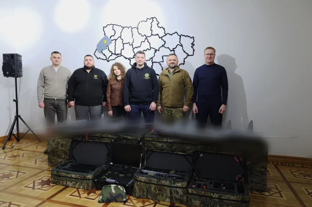 На Львівщині у межах обласної програми підтримки військовим передали безпілотний комплекс